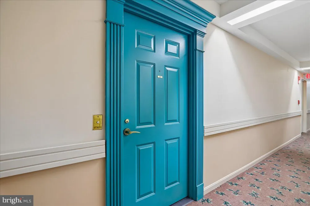14809 PENNFIELD CIRCLE #405 Silver Spring, MD 20906