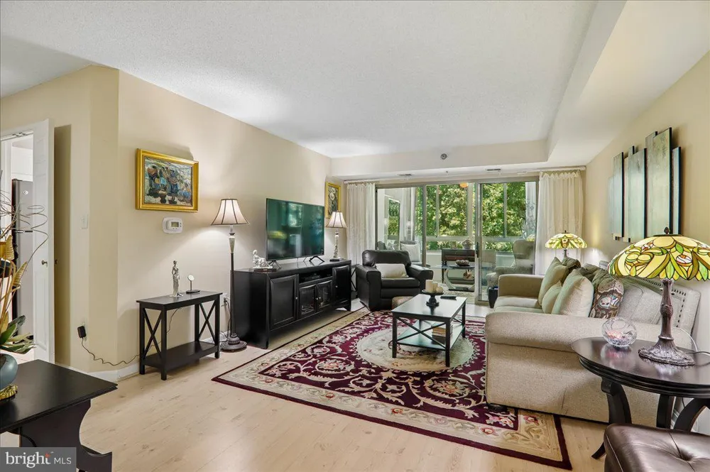 14809 PENNFIELD CIRCLE #405 Silver Spring, MD 20906