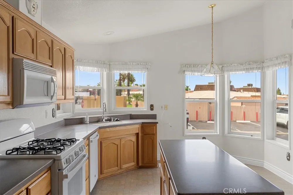 35218 Fir Avenue #143 Yucaipa, CA 92399