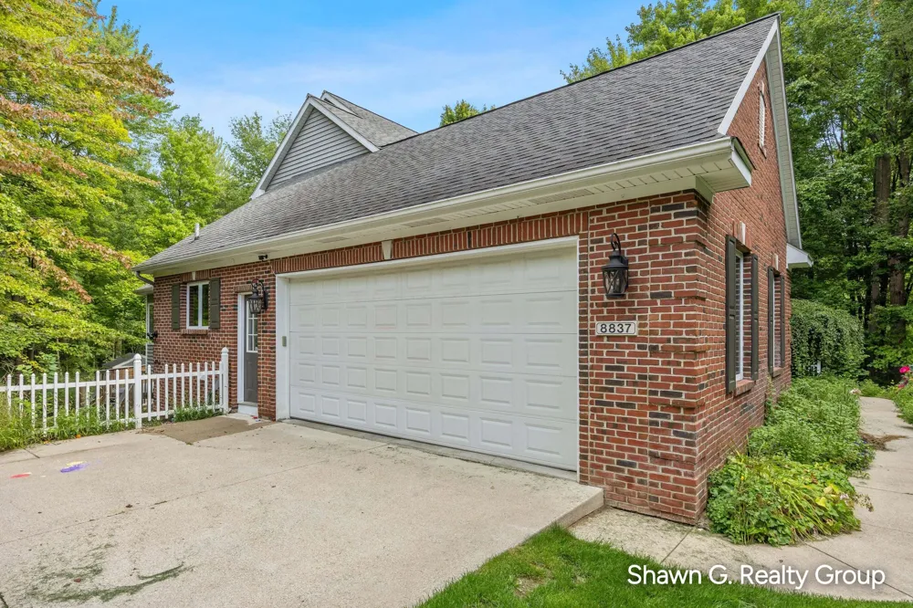 8837 56th Avenue Hudsonville, MI 49426