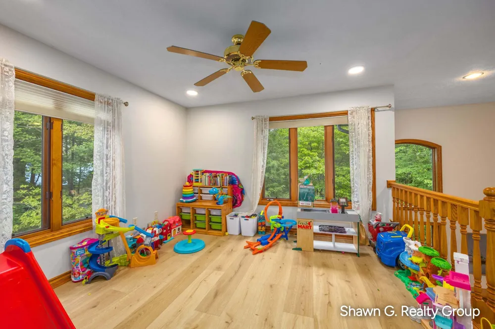 8837 56th Avenue Hudsonville, MI 49426