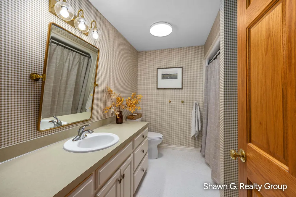 8837 56th Avenue Hudsonville, MI 49426