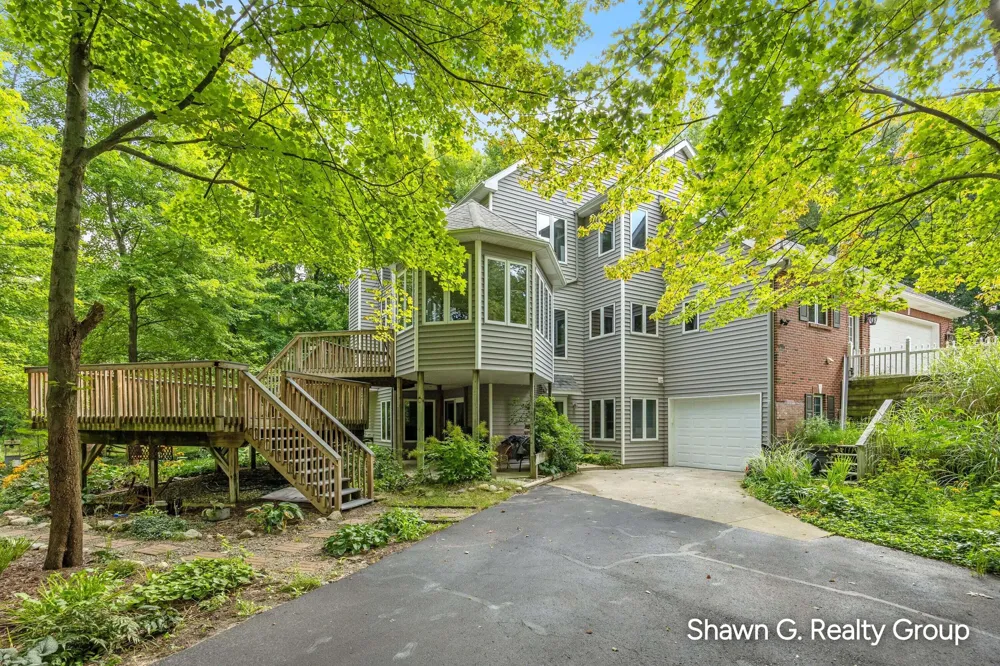 8837 56th Avenue Hudsonville, MI 49426
