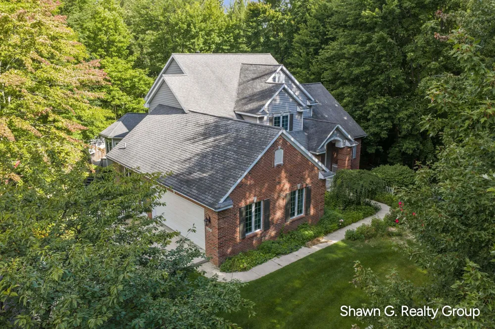 8837 56th Avenue Hudsonville, MI 49426