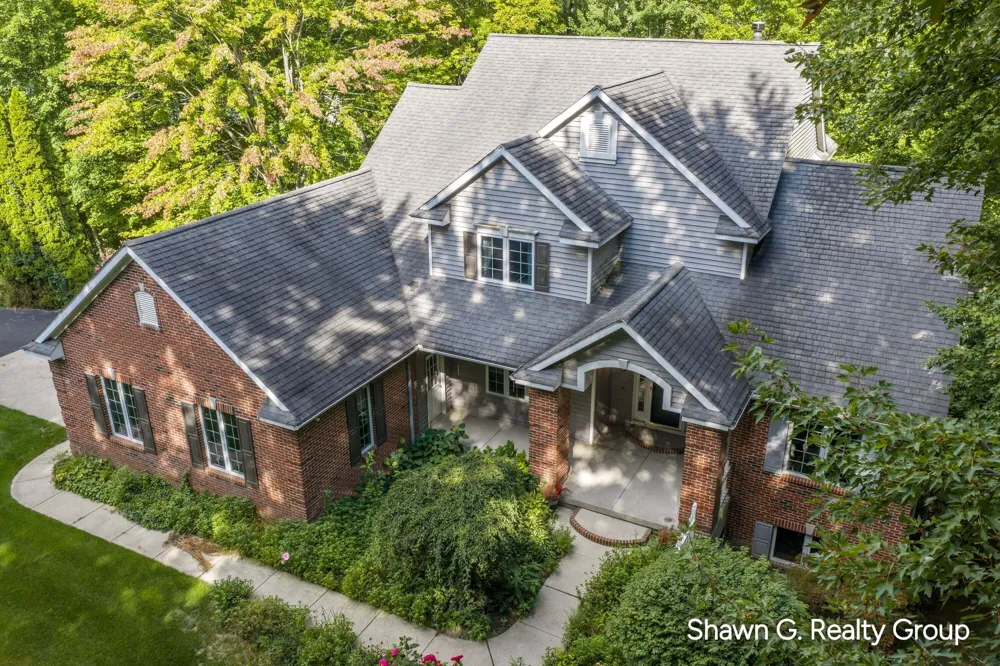 8837 56th Avenue Hudsonville, MI 49426