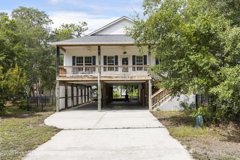 225 NE 39th Street Oak Island, NC 28465