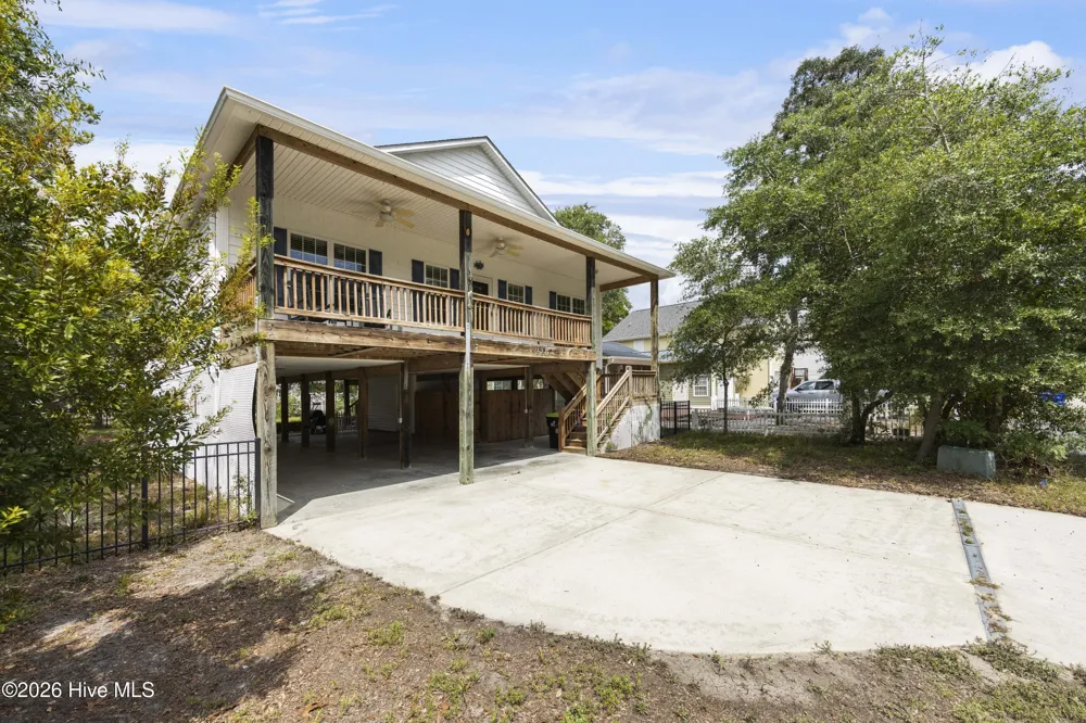 225 NE 39th Street Oak Island, NC 28465
