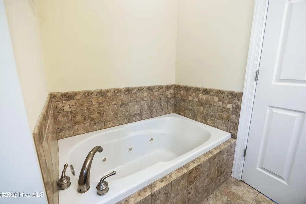225 NE 39th Street Oak Island, NC 28465