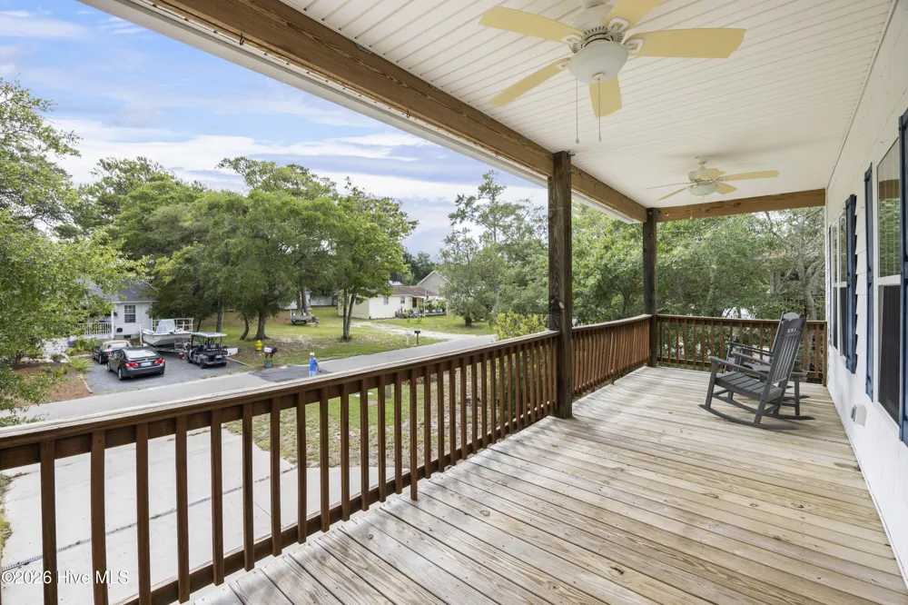 225 NE 39th Street Oak Island, NC 28465