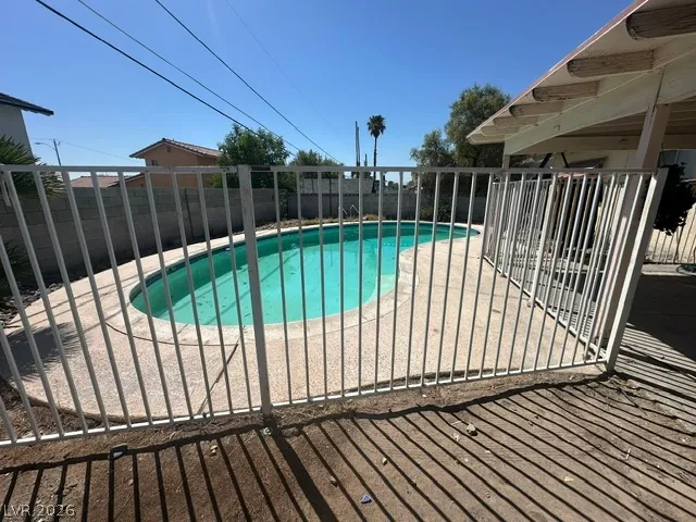 3322 S Pecos Road Las Vegas, NV 89121