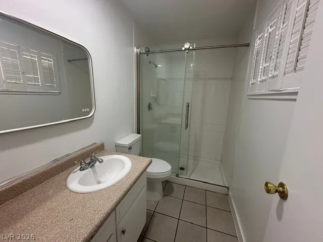 3322 S Pecos Road Las Vegas, NV 89121
