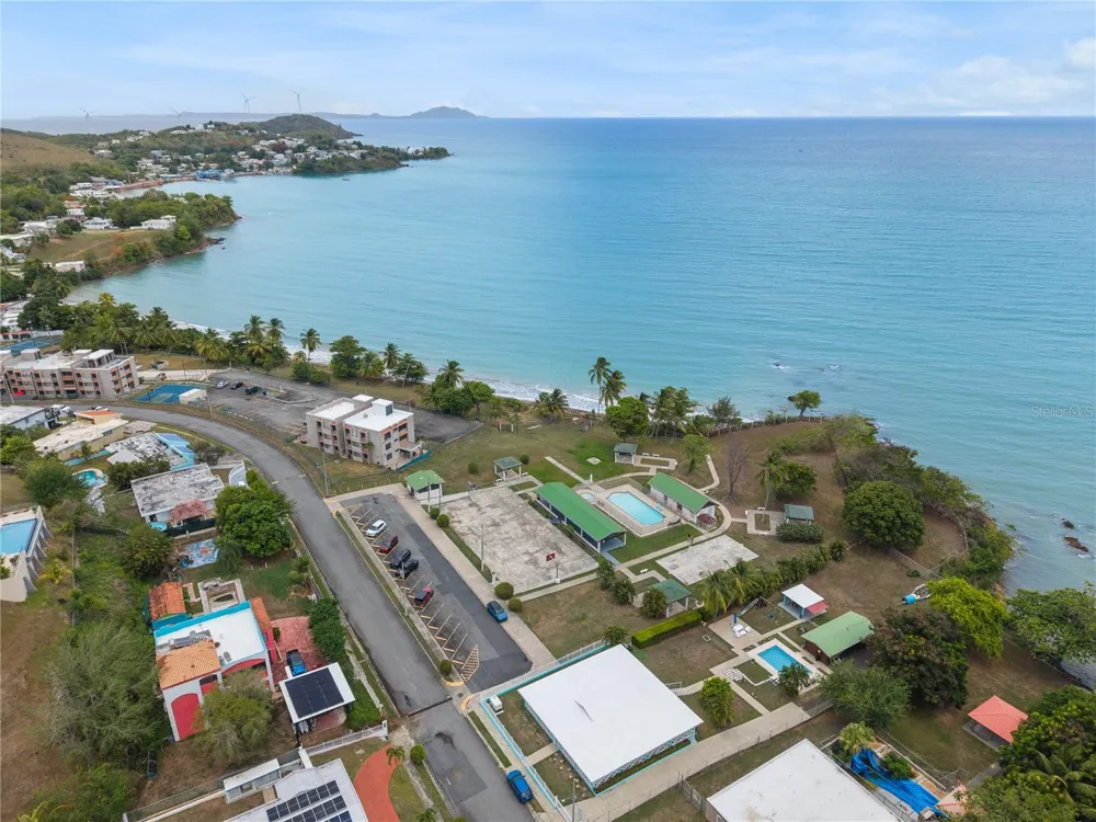 C. MARINA, 26-D MANSIONES PLAYA HUCARES Naguabo, PR 00718