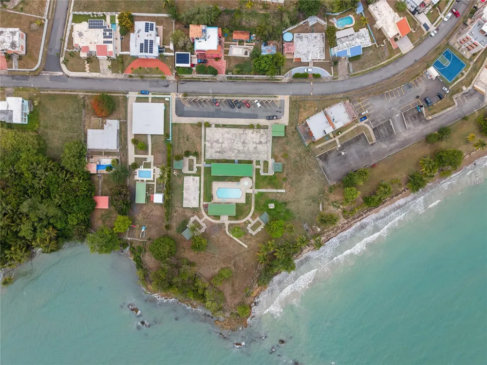 C. MARINA, 26-D MANSIONES PLAYA HUCARES Naguabo, PR 00718
