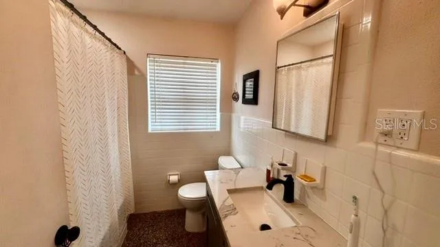 805 W VIRGINIA AVENUE Tampa, FL 33603