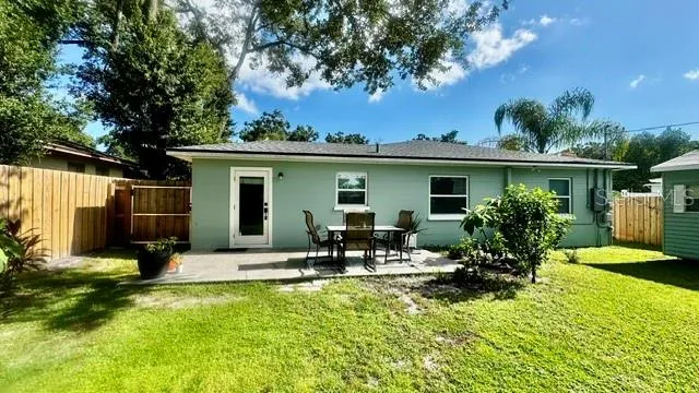 805 W VIRGINIA AVENUE Tampa, FL 33603