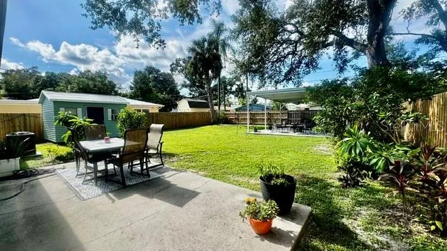 805 W VIRGINIA AVENUE Tampa, FL 33603