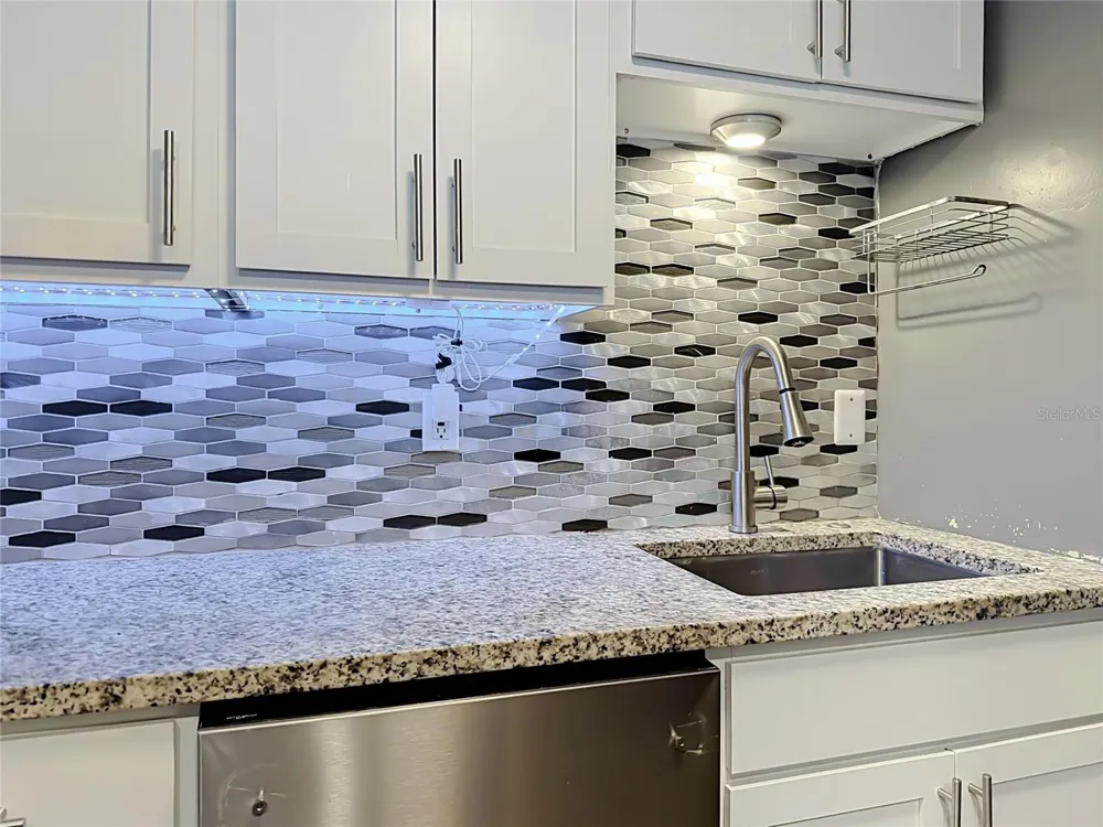131 WATER FRONT WAY #220 Altamonte Springs, FL 32701