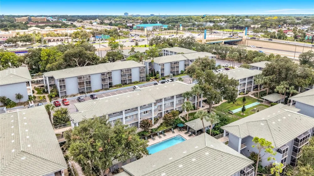 131 WATER FRONT WAY #220 Altamonte Springs, FL 32701