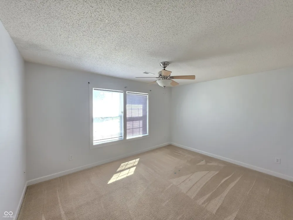 3130 Parkview Drive Columbus, IN 47201