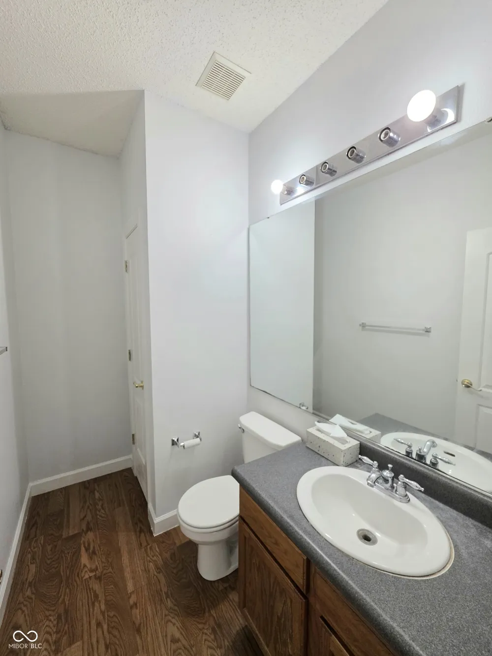 3130 Parkview Drive Columbus, IN 47201