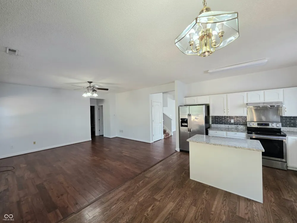 3130 Parkview Drive Columbus, IN 47201