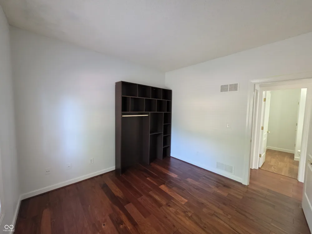 3130 Parkview Drive Columbus, IN 47201