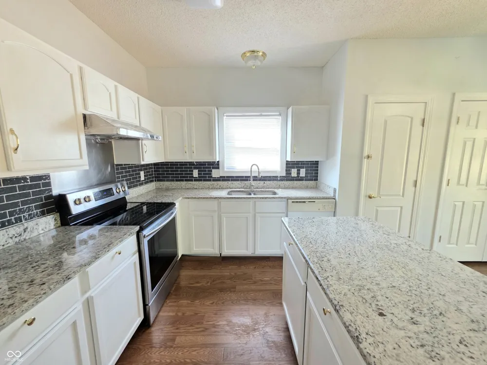 3130 Parkview Drive Columbus, IN 47201