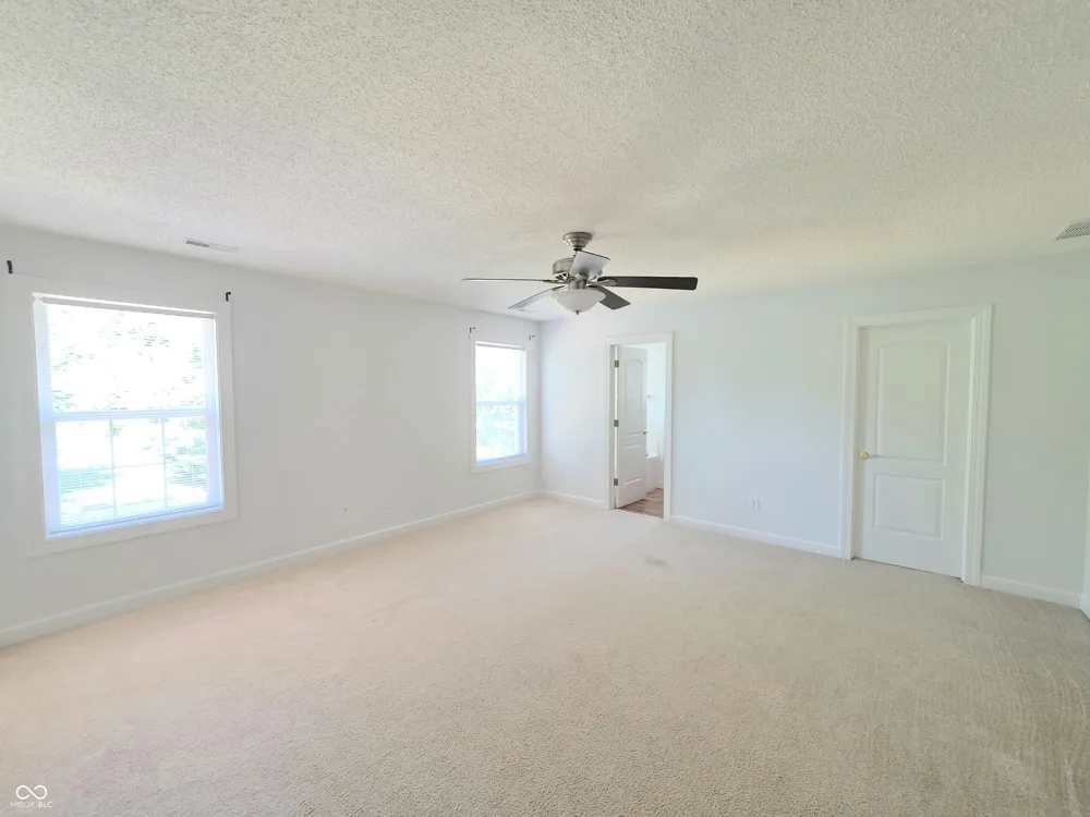 3130 Parkview Drive Columbus, IN 47201
