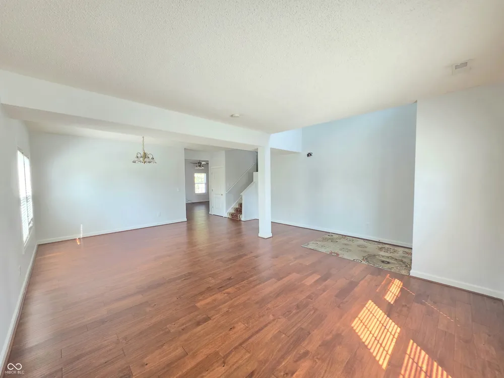 3130 Parkview Drive Columbus, IN 47201
