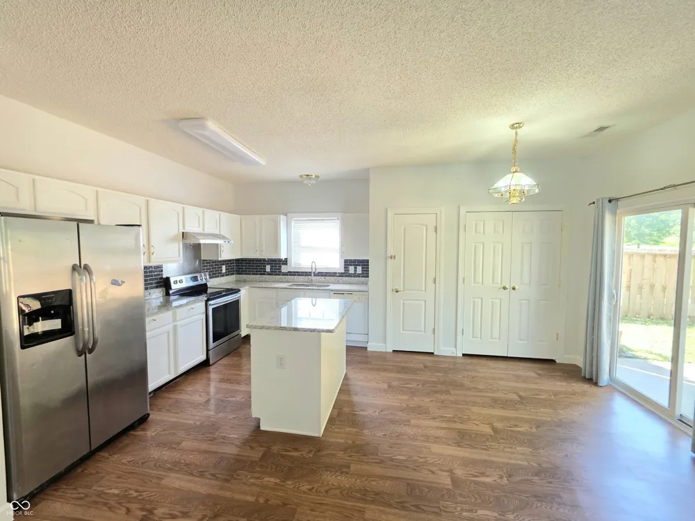 3130 Parkview Drive Columbus, IN 47201