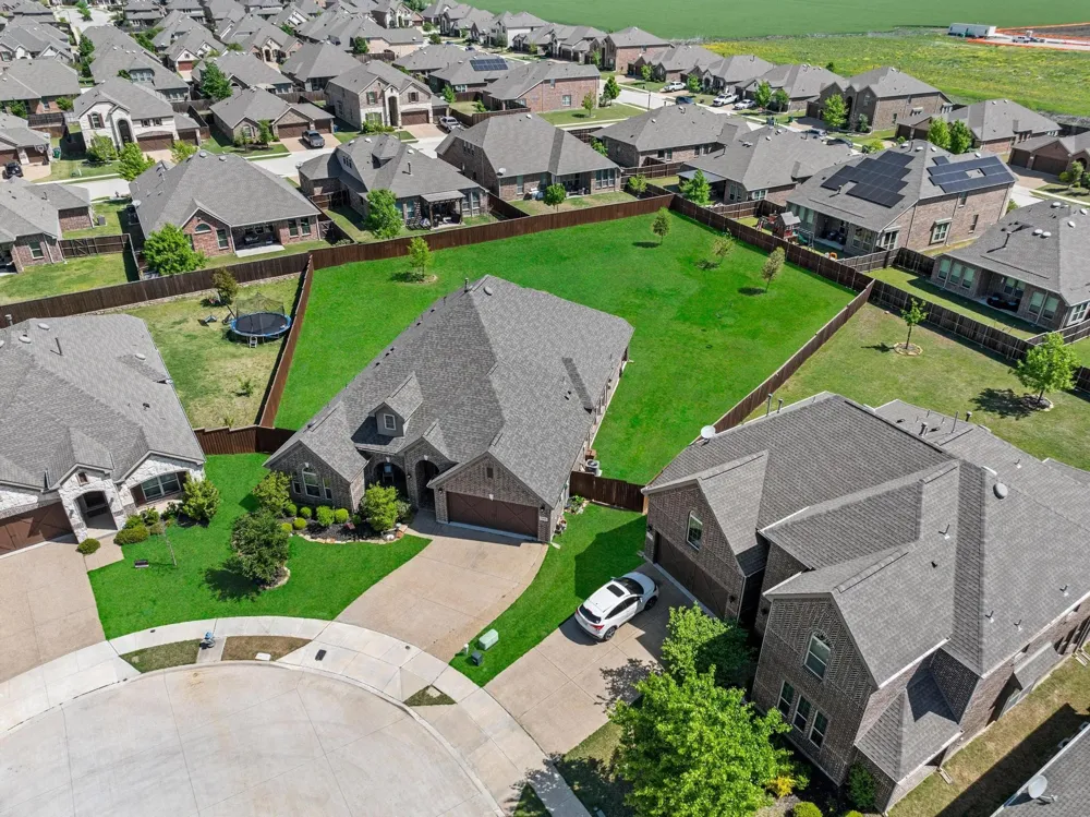 4304 Caney Creek Circle Celina, TX 75009