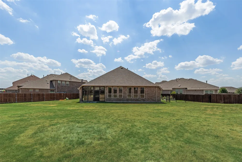 4304 Caney Creek Circle Celina, TX 75009