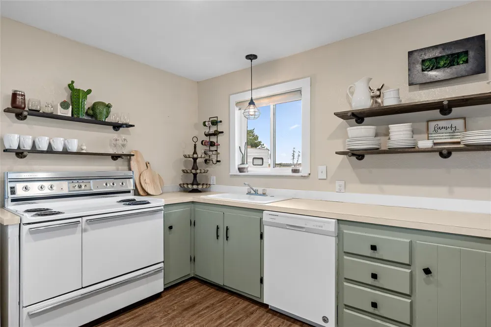 326 Moonshine Circle Seymour, TX 76380