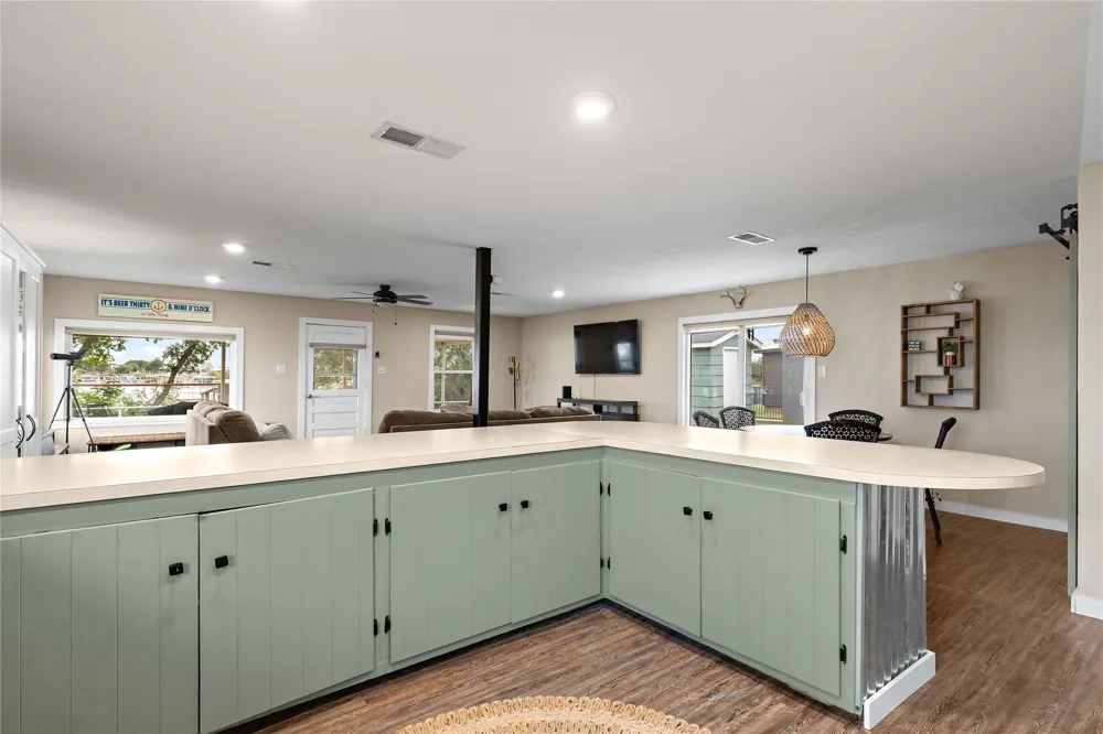 326 Moonshine Circle Seymour, TX 76380