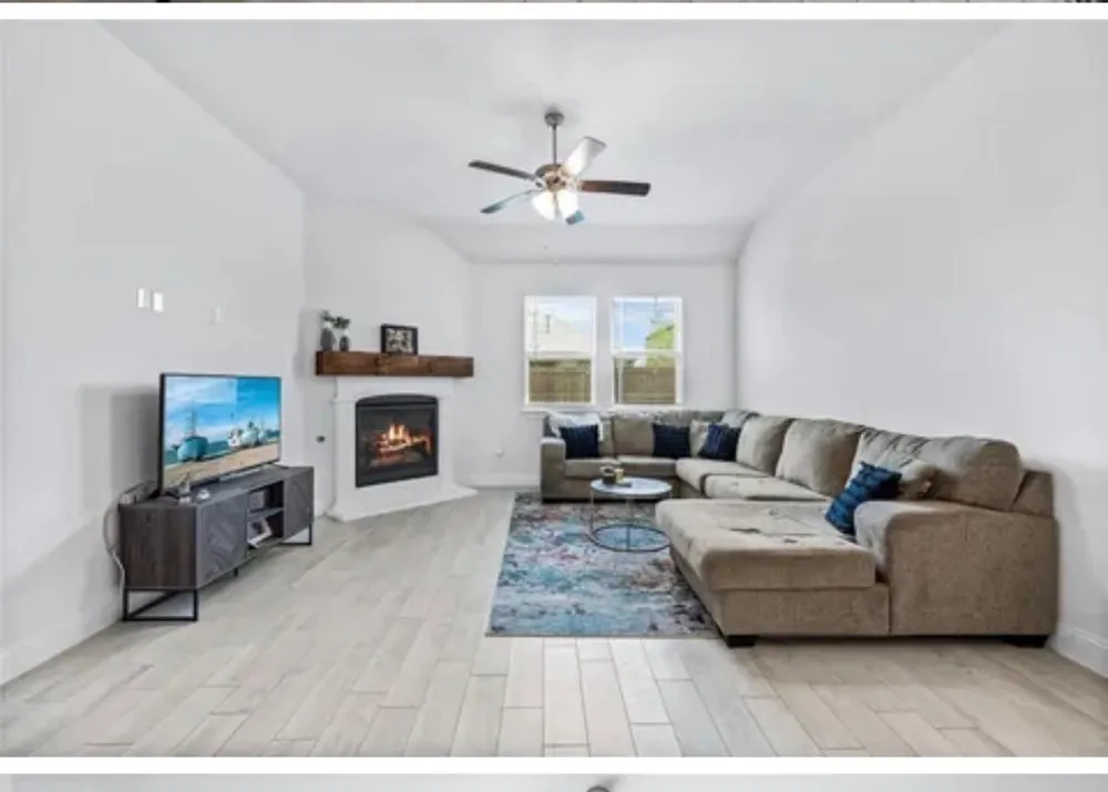 10812 Table Bluff Street Aubrey, TX 76227