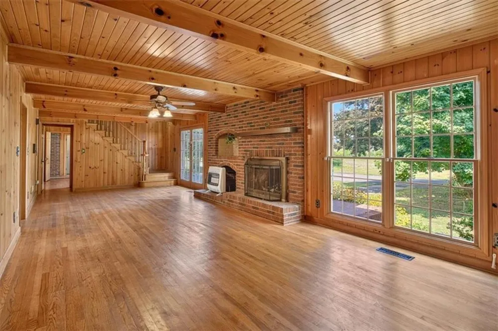 195 River Street Ellijay, GA 30540