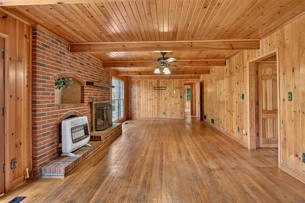195 River Street Ellijay, GA 30540