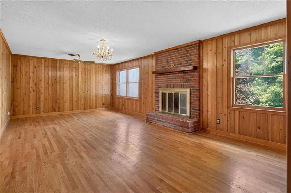 195 River Street Ellijay, GA 30540