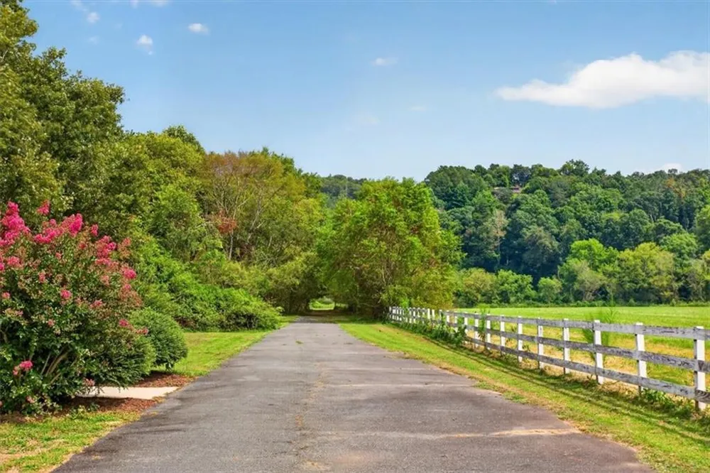 195 River Street Ellijay, GA 30540