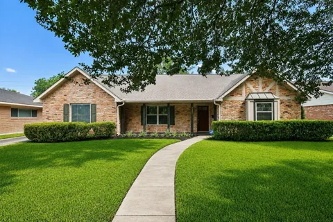 5422 Rutherglenn Drive
