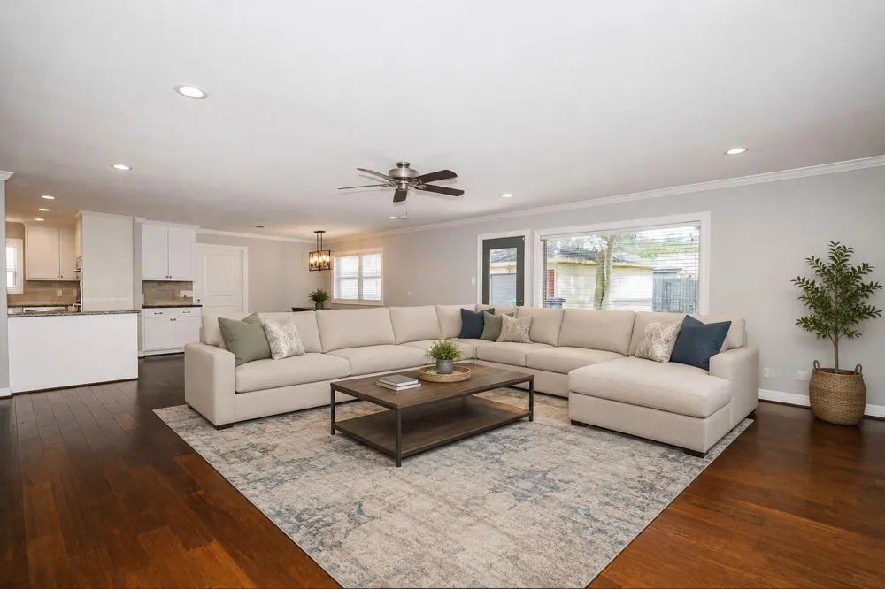 5422 Rutherglenn Drive Houston, TX 77096