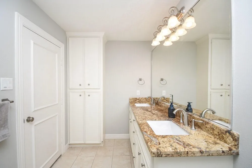 5422 Rutherglenn Drive Houston, TX 77096
