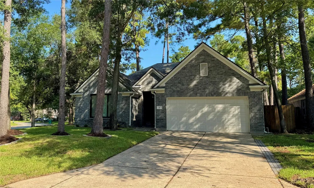 42 Tranquil Glade Place The Woodlands, TX 77381