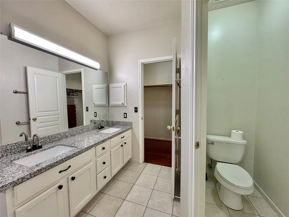 42 Tranquil Glade Place The Woodlands, TX 77381