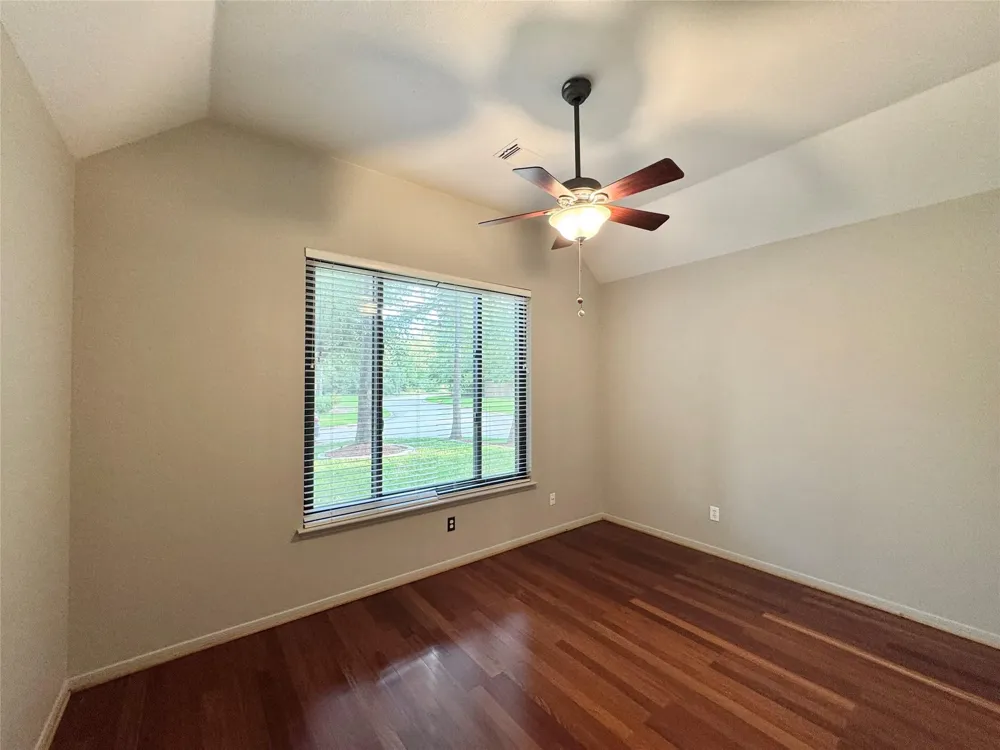 42 Tranquil Glade Place The Woodlands, TX 77381