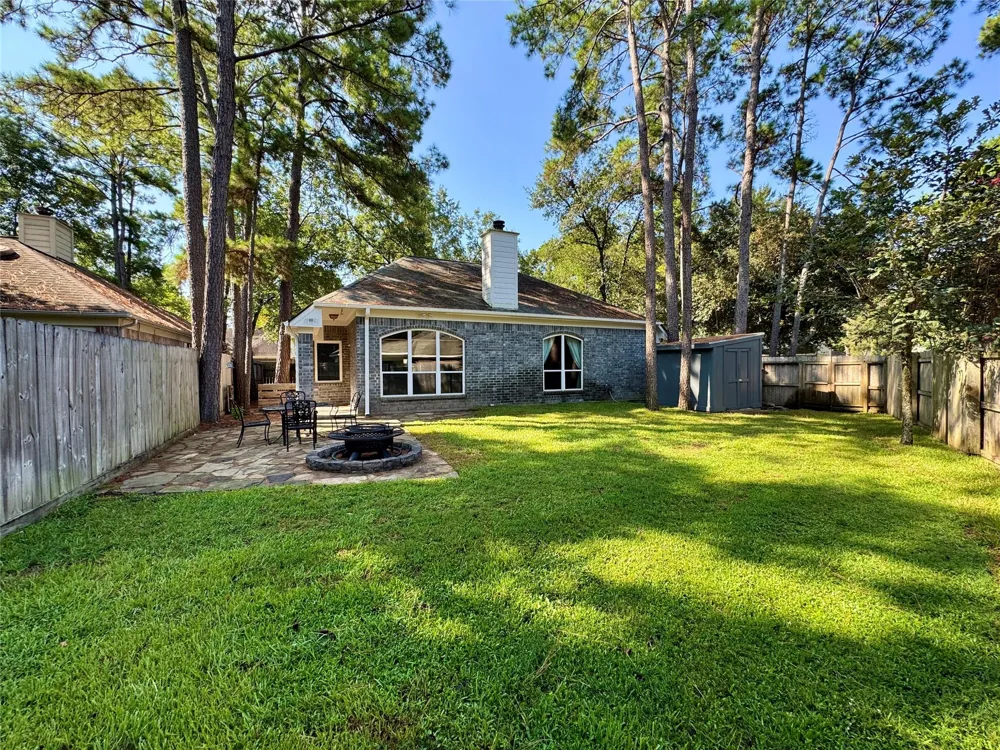 42 Tranquil Glade Place The Woodlands, TX 77381