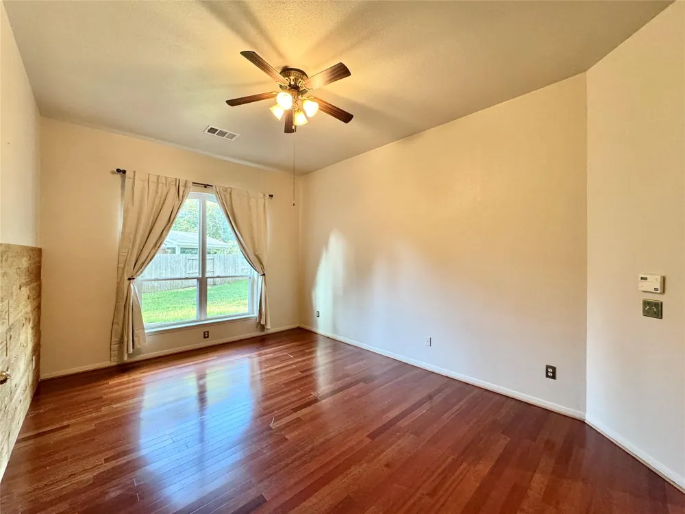 42 Tranquil Glade Place The Woodlands, TX 77381