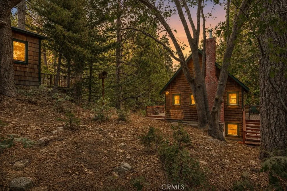 2643 Soutar Running Springs, CA 92382