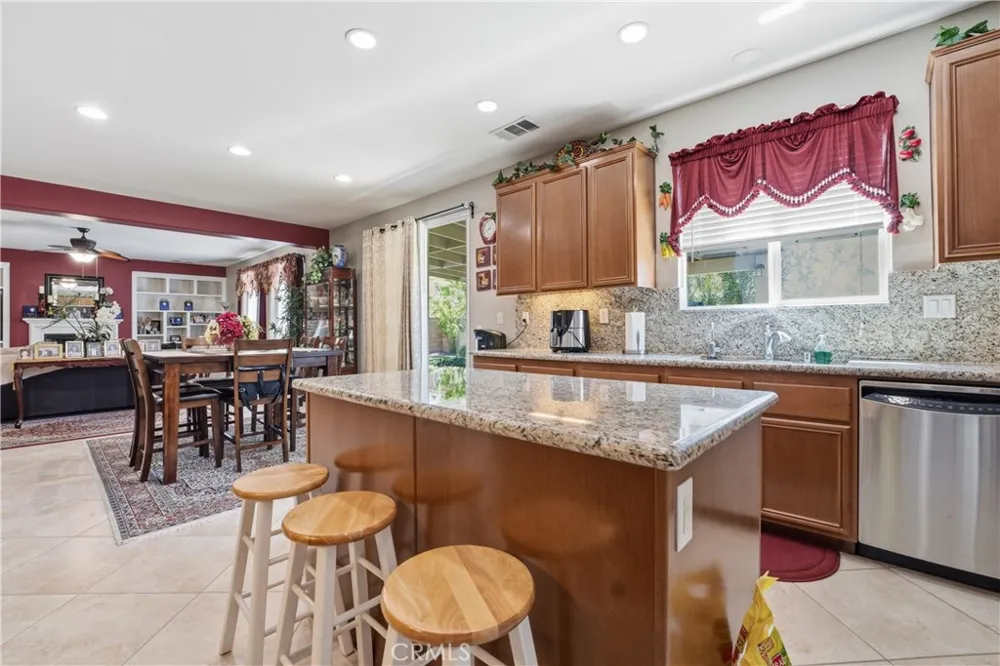 3450 Pine Mist Court Rosamond, CA 93560
