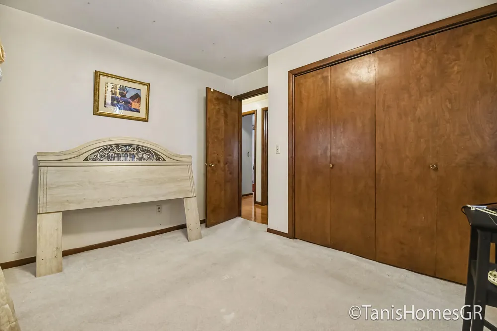 7556 Terrace Lane Jenison, MI 49428